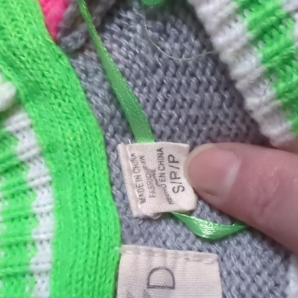 Retrod Xmas sweater - Picture 3 of 3